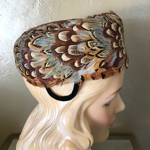 ONE-OF-A-KIND JAPANESE DESIGNER URBI ET ORBI 1950s PHEASANT FEATHER HAT main image 12